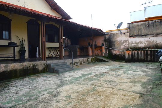 Quintal de casa à venda com 2 quartos, 360m² em Nova Vista, Belo Horizonte