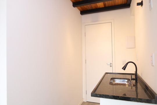 Cozinha de apartamento para alugar com 1 quarto, 20m² em Itaim Paulista, Ferraz de Vasconcelos