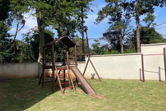 Área comum - Playground de casa de condomínio para alugar com 2 quartos, 61m² em Parque Rincao, Cotia