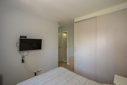 Suíte de apartamento à venda com 2 quartos, 64m² em Jardim Parque Morumbi, São Paulo