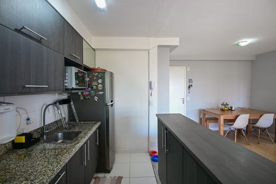 Cozinha de apartamento à venda com 2 quartos, 64m² em Jardim Parque Morumbi, São Paulo