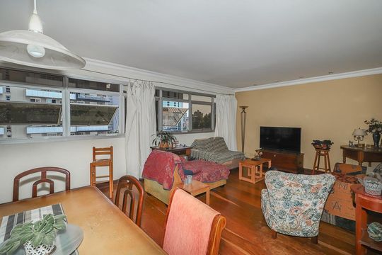 Apartamento à venda com 3 quartos, 138m² em Petrópolis, Porto Alegre
