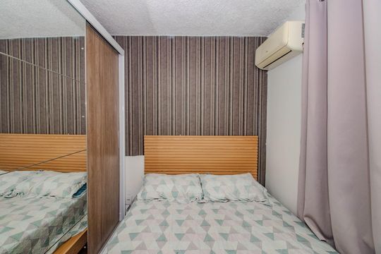 Quarto 2 de apartamento para alugar com 2 quartos, 49m² em Jardim Dona Leopoldina, Porto Alegre