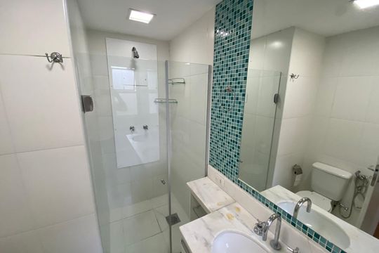 Banheiro de apartamento à venda com 4 quartos, 153m² em Vila da Serra, Nova Lima