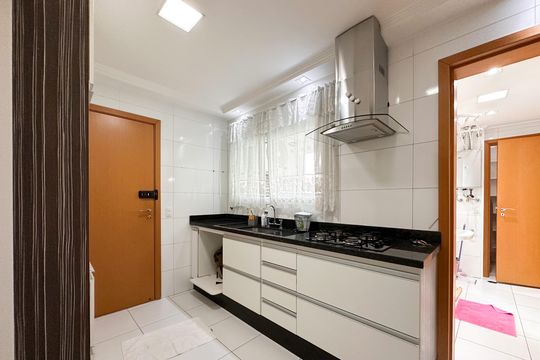 Cozinha de apartamento à venda com 3 quartos, 132m² em Vila Dayse, São Bernardo do Campo