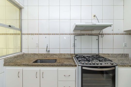 Cozinha de apartamento para alugar com 3 quartos, 120m² em Ouro Preto, Belo Horizonte