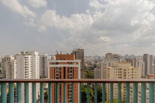 Vista de apartamento à venda com 3 quartos, 352m² em Moema, São Paulo
