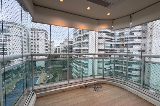 Suíte - Varanda de apartamento à venda com 3 quartos, 141m² em Barra da Tijuca, Rio de Janeiro