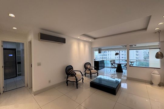Sala de apartamento à venda com 3 quartos, 141m² em Barra da Tijuca, Rio de Janeiro
