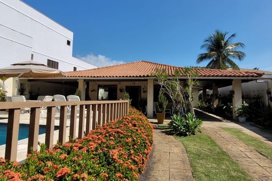 Fachada de casa de condomínio à venda com 4 quartos, 400m² em Barra da Tijuca, Rio de Janeiro