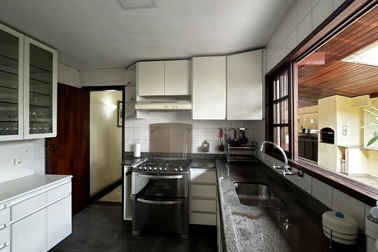 Cozinha de casa de condomínio à venda com 4 quartos, 400m² em Barra da Tijuca, Rio de Janeiro