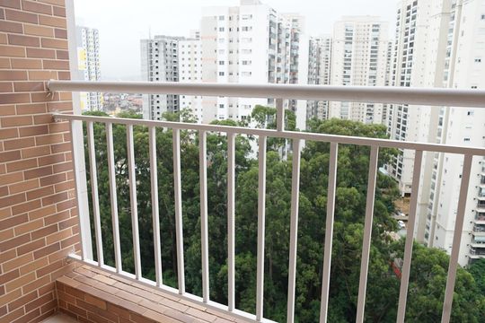 Sacada de apartamento à venda com 2 quartos, 56m² em Jardim Flor da Montanha, Guarulhos