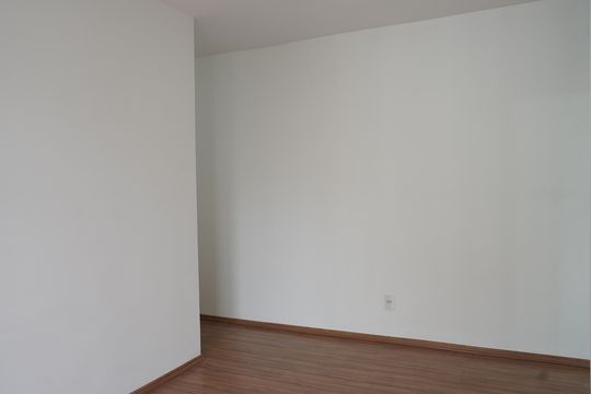 Sala de apartamento à venda com 2 quartos, 56m² em Jardim Flor da Montanha, Guarulhos