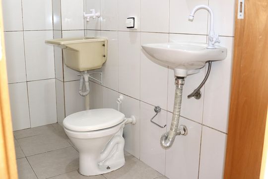 Banheiro de kitnet/studio à venda com 1 quarto, 27m² em Centro Histórico de São Paulo, São Paulo