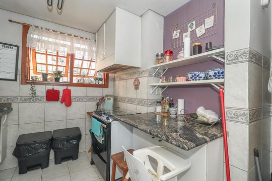 Cozinha de casa de condomínio à venda com 5 quartos, 306m² em Boa Vista, Porto Alegre