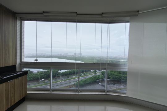 Vista - Varanda Gourmet de apartamento para alugar com 2 quartos, 157m² em Barra da Tijuca, Rio de Janeiro