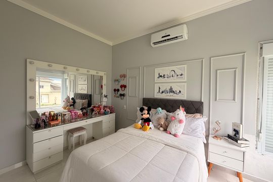 Suíte 4 de casa de condomínio à venda com 4 quartos, 450m² em Jardim Tarumã, Jundiaí