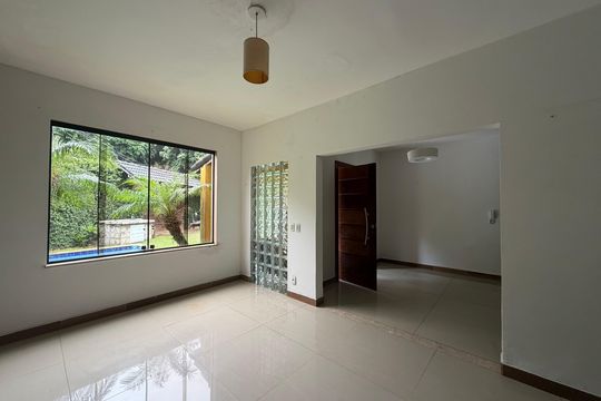 Casa para alugar com 1 quarto, 75m² em Jacarepaguá, Rio de Janeiro