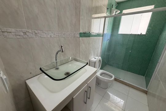 Banheiro  de casa para alugar com 1 quarto, 75m² em Jacarepaguá, Rio de Janeiro