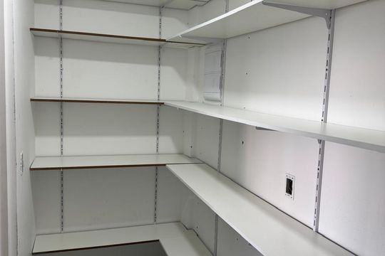 Cozinha - Dispensa de casa à venda com 5 quartos, 410m² em City Bussocaba, Osasco