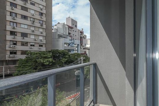 Varanda de apartamento à venda com 1 quarto, 29m² em Independência, Porto Alegre