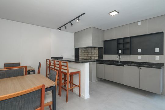 Área gourmet de apartamento à venda com 1 quarto, 24m² em Independência, Porto Alegre