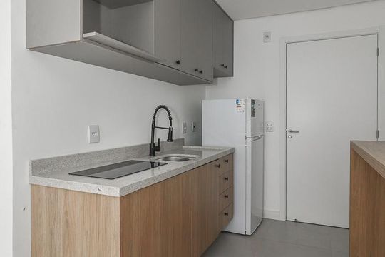 Sala / Quarto / Cozinha de apartamento à venda com 1 quarto, 24m² em Independência, Porto Alegre
