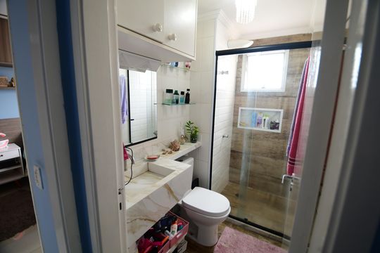 Banheiro de apartamento à venda com 2 quartos, 52m² em Bonfim, Campinas