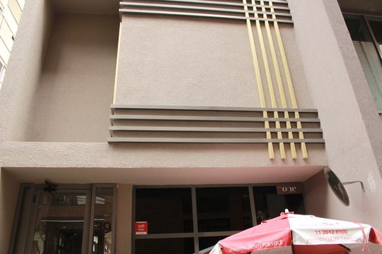 Fachada de apartamento para alugar com 1 quarto, 29m² em Liberdade, São Paulo