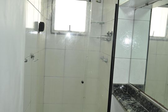 Banheiro Social de apartamento à venda com 2 quartos, 50m² em Engenho de Dentro, Rio de Janeiro