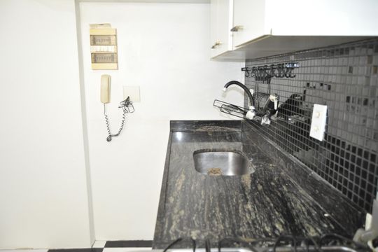 Cozinha de apartamento à venda com 2 quartos, 50m² em Engenho de Dentro, Rio de Janeiro