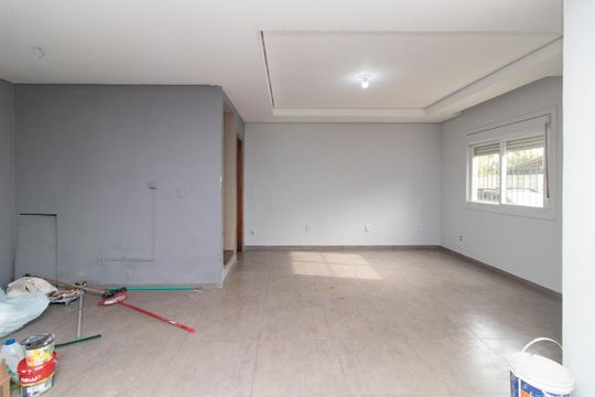 Sala de casa à venda com 4 quartos, 119m² em Hípica, Porto Alegre