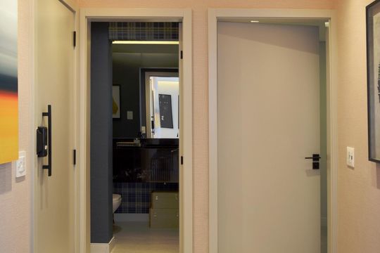 Corredor de apartamento à venda com 3 quartos, 170m² em Jardim Paulista, São Paulo