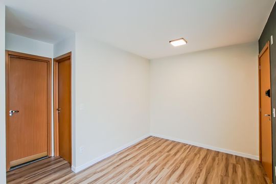 Sala de apartamento para alugar com 2 quartos, 39m² em Jardim Rosa de Franca, Guarulhos