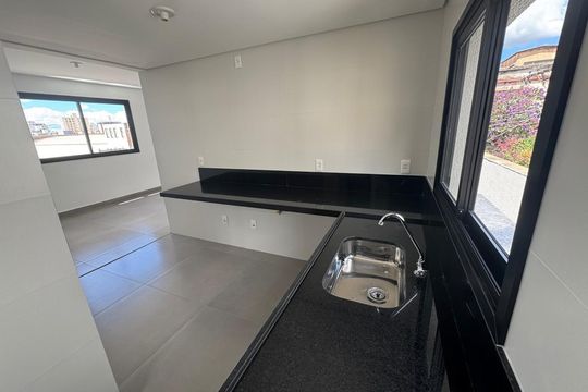 Apartamento à venda com 2 quartos, 66m² em Barroca, Belo Horizonte