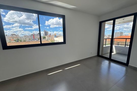 Apartamento à venda com 2 quartos, 66m² em Barroca, Belo Horizonte