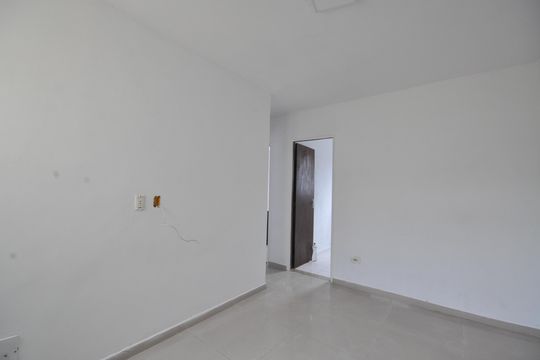 Sala de apartamento para alugar com 2 quartos, 35m² em Jardim Filhos da Terra, São Paulo