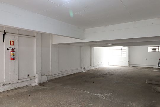 Garagem de apartamento à venda com 3 quartos, 94m² em Petrópolis, Porto Alegre