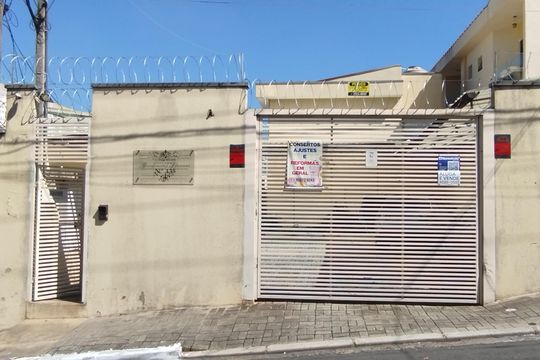Fachada + Placa de casa de condomínio à venda com 2 quartos, 53m² em Chácara Belenzinho, São Paulo