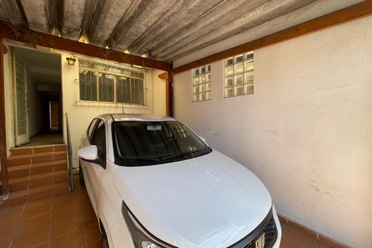 Fachada de casa à venda com 3 quartos, 94m² em Vila Sao Silvestre (zona Leste), São Paulo