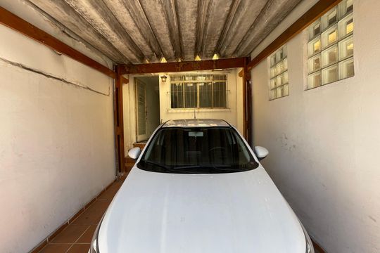 Garagem de casa à venda com 3 quartos, 94m² em Vila Sao Silvestre (zona Leste), São Paulo