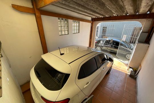 Garagem de casa à venda com 3 quartos, 94m² em Vila Sao Silvestre (zona Leste), São Paulo