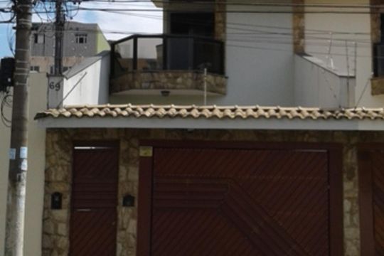 Fachada de casa à venda com 4 quartos, 238m² em Vila Centenario, São Paulo