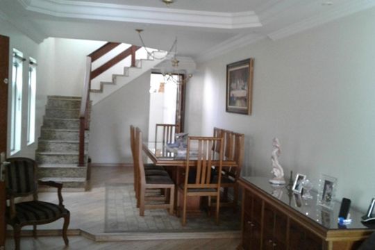 Sala de casa à venda com 4 quartos, 238m² em Vila Centenario, São Paulo