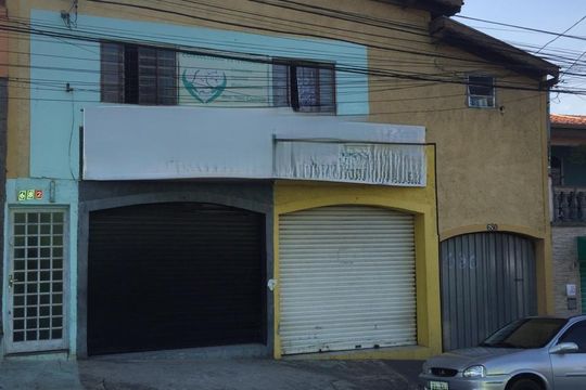 Fachada de casa à venda com 4 quartos, 250m² em Parque Guarani, Várzea Paulista