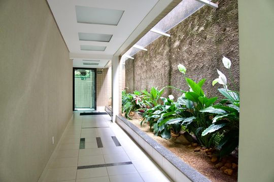 Hall de entrada de apartamento para alugar com 5 quartos, 240m² em Serra, Belo Horizonte
