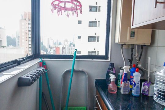Área de Serviço de apartamento para alugar com 2 quartos, 67m² em Vila Andrade, São Paulo