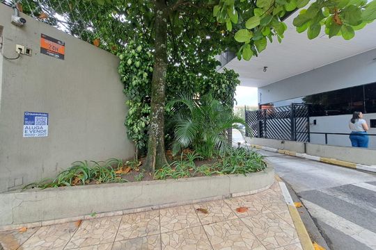 FACHADA COM PLACA de apartamento à venda com 3 quartos, 72m² em Piratininga, Osasco
