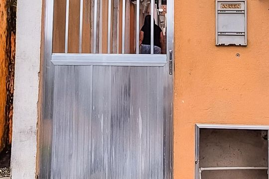Entrada da Vila e Plaquinha  de casa à venda com 2 quartos, 64m² em Irajá, Rio de Janeiro
