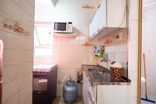 Cozinha de kitnet/studio à venda com 1 quarto, 30m² em Bela Vista, São Paulo